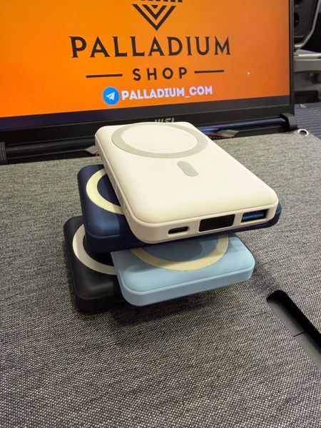 Power Bank 10 000 mAh с беспроводной зарядкой (Qi), универсальный Power Bank 10 000 mAh QI фото