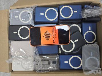 Power Bank 5000 mAh с беспроводной зарядкой (Qi), универсальный Power Bank 5000 mAh QI фото